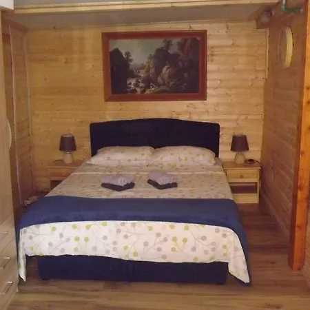 山林小屋 Barbara Mala Milesina