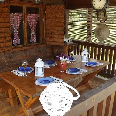 Barbara 山林小屋 *