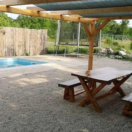 Barbara 山林小屋